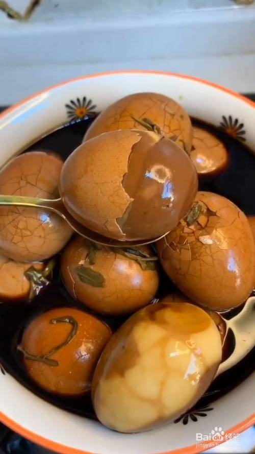 女子误用价值千元的茶叶煮茶叶蛋，网友称这蛋吃不起